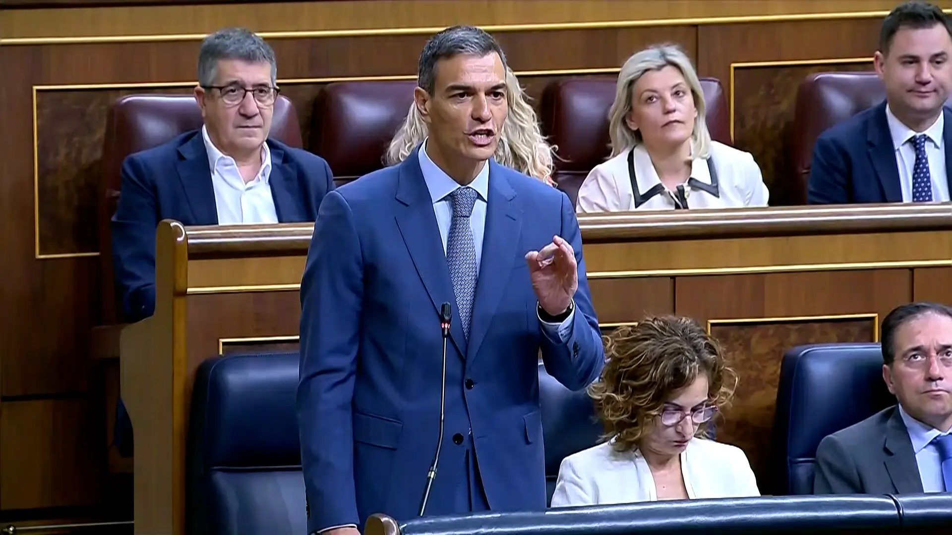 Las frases más destacadas de la bronca sesión de control al Gobierno