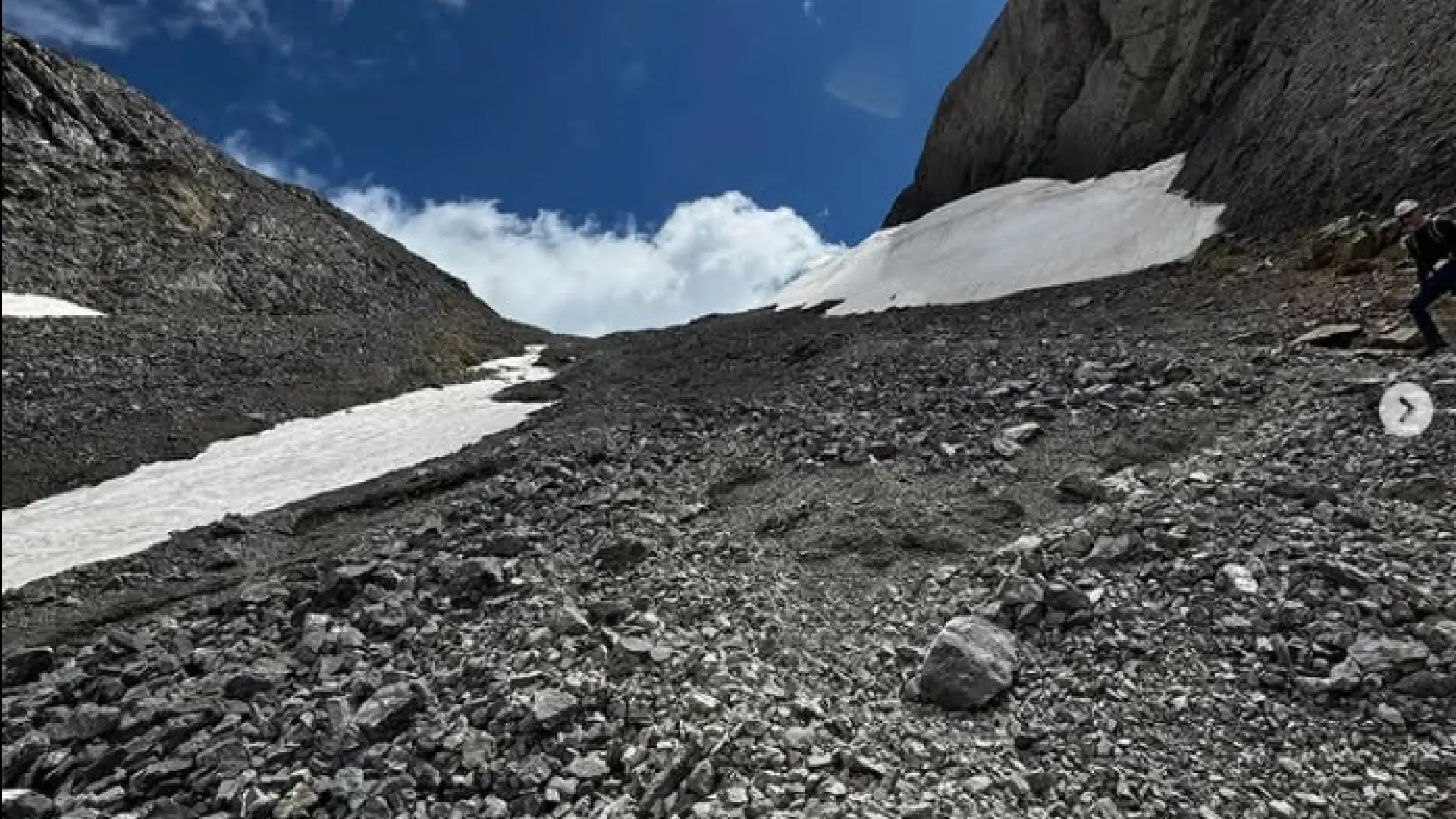 La foto más esperada del verano en la ascensión a Monte Perdido