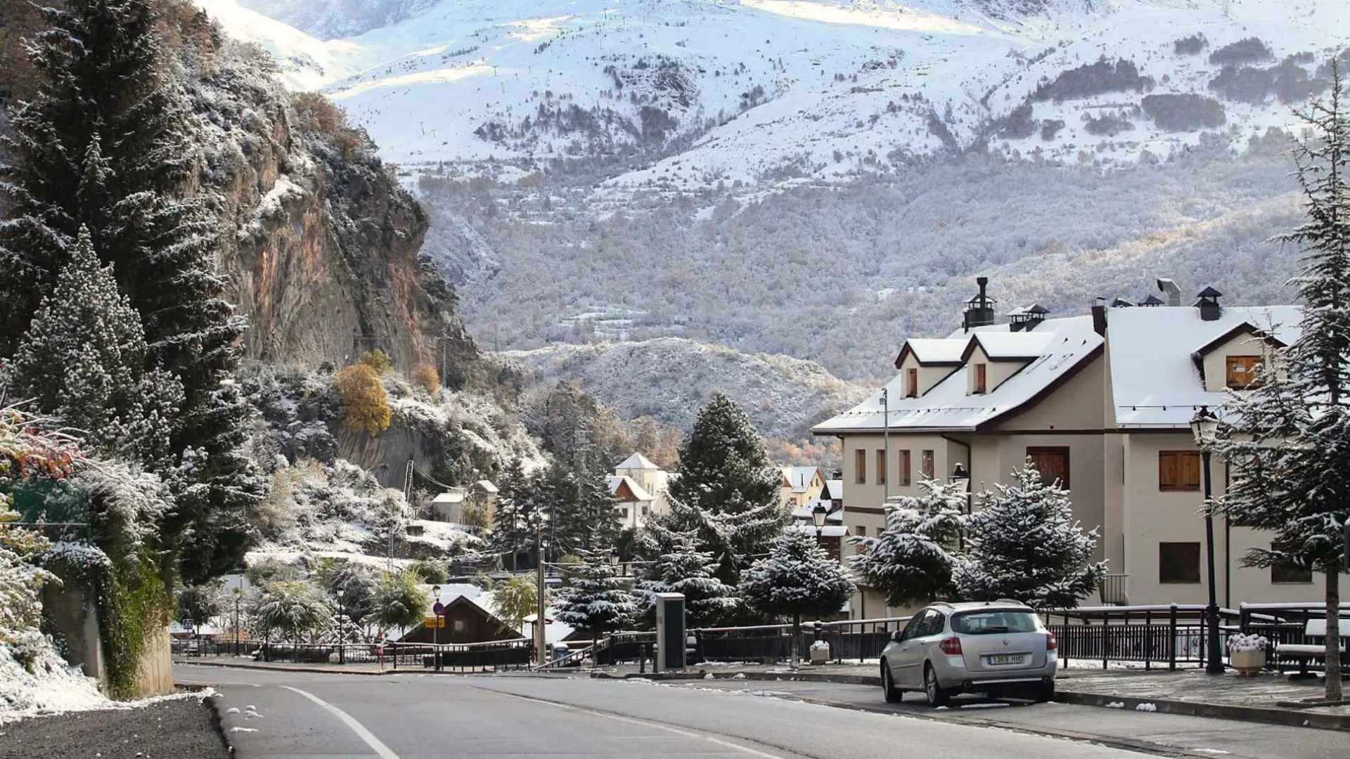 El pueblo de película en Huesca que parece de los Alpes: el rincón a 1.120  metros ideal para visitar este verano