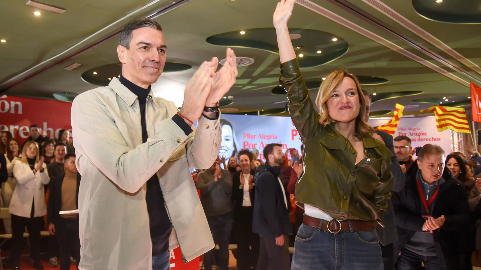 Sánchez traslada todo su reconocimiento a Puente por su gestión de la tragedia de Adamuz