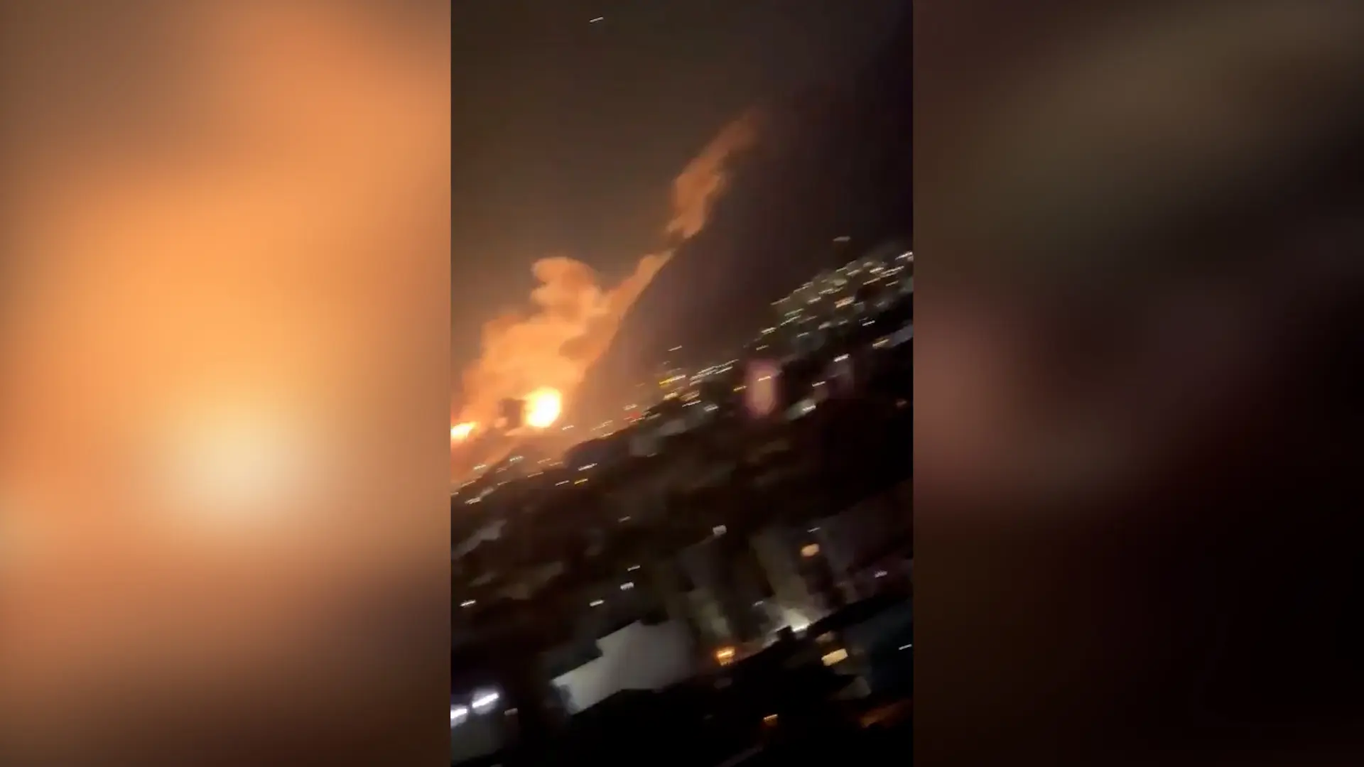 Irán amenaza con atacar cualquier barco que cruce el estrecho de Ormuz y Donald Trump dice que la guerra durará semanas