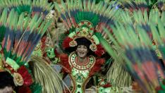 GRAF7301. Sao Paulo (Brazil), 03/03/2019.- Members of the samba school of Gavioes da Fiel special group take part in a parade of the carnival celebrations at the Anhembi sambodromo in Sao Paulo, Brazil, early 03 March 2019. (Brasil) EFE/EPA/SEBASTIAO MOREIRA Carnival celebrations in Brazil
