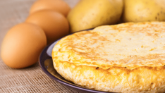 Tortilla de patatas al microondas.