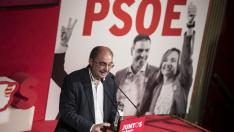 Javier Lambán en el acto de cierre de campaña del PSOE en Zaragoza.