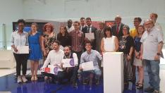 Foto de familia de los premiados.