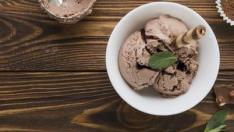 Helado de chocolate