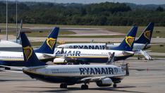 Varios aviones de la compañía Ryanair.