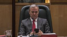 Jorge Azcón, en un pleno de julio del año pasado.