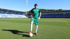 Eugeni, durante la presentación de la equipación verde de la SD Huesca