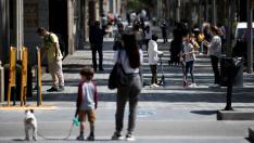 Los niños vuelven a salir a la calle en el cuadragésimo tercer día de confinamiento
