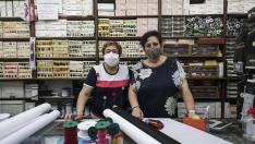 Ana y Belén Morales, de mercería Emperador.