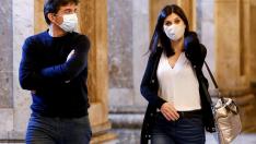 Los negociadores de ERC, Sergi Sabrià y Marta Vilalta, tras la reunión de los equipos negociadores de ERC, JxCat y la CUP.