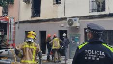 Incendio en una vivienda en Hospitalet de Llobregat (Barcelona)