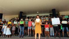 Las enfermeras afectadas protestaron el pasado lunes a las puertas del Hospital San Jorge de Huesca.