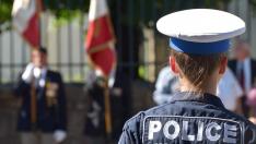 Imagen de archivo de una agente de la policía francesa