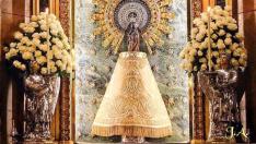 Manto de la Virgen del Pilar donado por el Cabildo