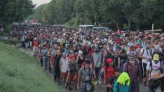 La caravana migrante rumbo a Ciudad de México avanza lentamente por el estado de Chiapas.