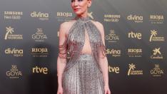 Cate Blanchett, vestida con un diseño de Armani