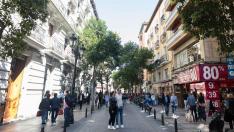 El turismo se recupera en el entorno de la plaza del Pilar de Zaragoza.