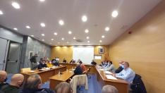 Sesión extraordinaria del pleno del consejo comarcal de Cariñena en la que no se ha llegado a debatir la moción contra Ansón.