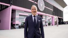 Jorge Mas, ante la sede del Inter de Miami