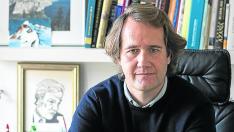 Manuel Giménez Larraz, en su casa de Zaragoza