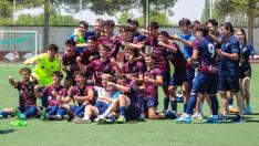 Con este empate el Huesca acompaña su retorno a División de Honor Juvenil con el título de campeón.