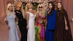 Donatella Versace, Paris Hilton, Britney Spears, Madonna, Selena Gomez y Drew Barrymore
