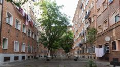 Estado de una de las calles del entorno del parque Bruil.