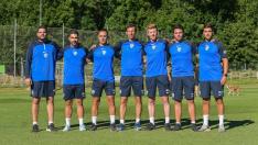 Ziganda, con el resto del cuerpo técnico de la SD Huesca.