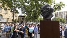 La inauguración del busto de Santiago Ramón y Cajal en la Gran Vía de Zaragoza, que ahora lleva su nombre.
