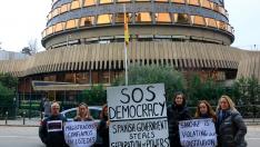 El Pleno del Tribunal Constitucional resuelve si, como piden PP y Vox, paraliza la tramitación parlamentaria de los cambios en el Poder Judicial