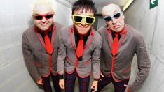 La banda británica Toy Dolls, en la Oasis.