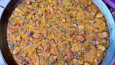 Una gran paella valenciana del restaurante Fuentecerrada.