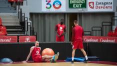 Tryggvi Hlinason, durante un entrenamiento en el pabellón Príncipe Felipe.