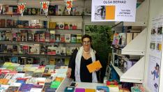 olga bernad, horizontal apertura. firma de libros.