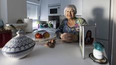 Pilar Gracia, de 79 años, vive sola en el barrio de Delicias de Zaragoza.