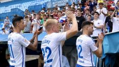 Maikel Mesa, Lecoeuche y Bakis  saludando a la afición del Real Zaragoza
