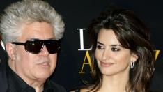 Penélope Cruz y Almodóvar, candidatos a los Globos de Oro