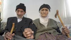 En enero de este año, el matrimonio formado por Abdullah y Elif Edigüzel, de 112 y 110 años, respectivamente, cumplía 90 años