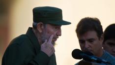 Fidel Castro reaparece en un acto masivo