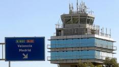 Torre de control del aeropuerto de Manises, en Valencia, una de las que tendrán gestión privada.