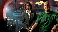 Pedro Andreu y DJ Positive, en una imagen del filme