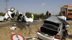 Tres personas mueren y siete resultan heridas en un accidente de tráfico en Sevilla