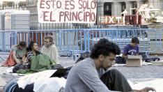Desalojados los 'indignados' de la Plaza Mayor de Madrid