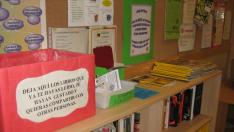 Los libros esperan en la Fundación Tranvía el momento de su liberación