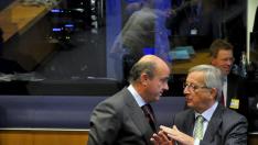 De Guindos avisa de que la recuperación en España es  "difícil" mientras persistan las "dudas" sobre el euro