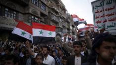 Los seguidores de Al Asad, desafiantes ante el ataque