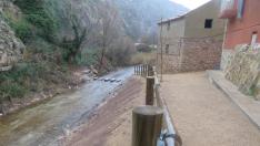 Trabajos en la ribera del río Manubles