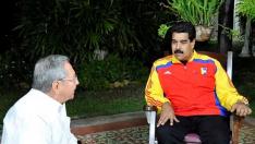 Maduro mantiene un largo encuentro con Fidel Castro